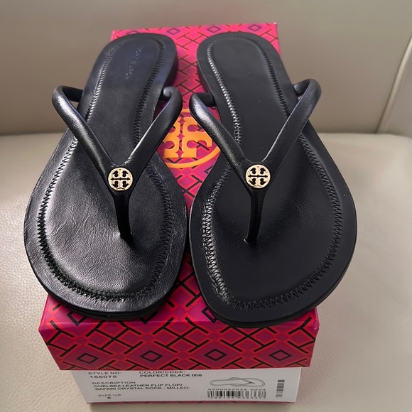 Brand New in Box Tory Burch Chelsea Leather Flip Flop Sandals - Picture 1 of 4